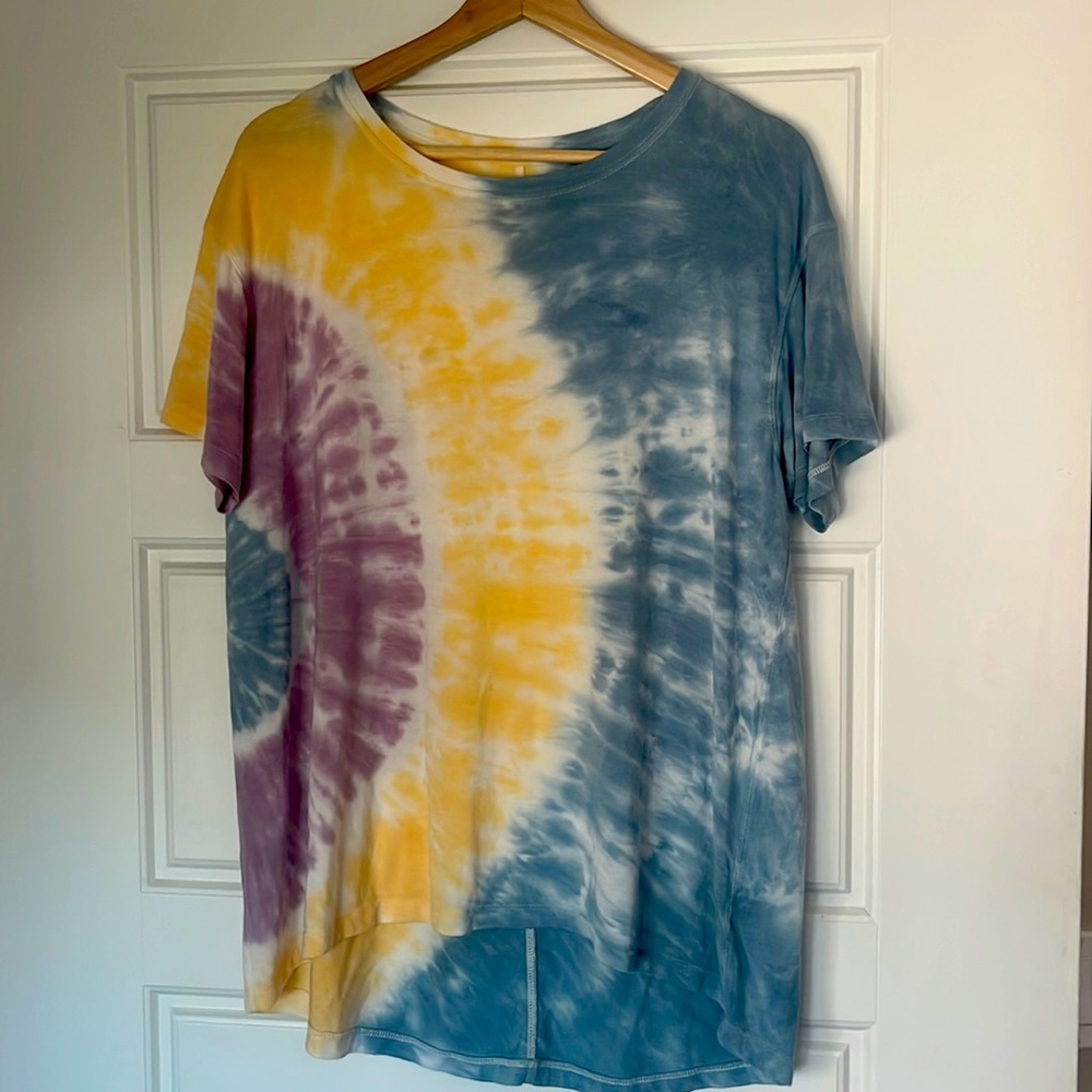 American Eagle tye dye shirt